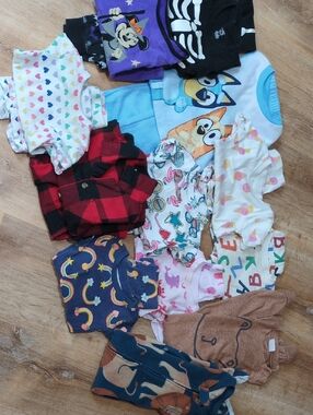 12 Toddler (18-2T) Pajama Lot